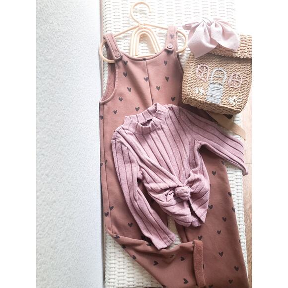 Zara Gingerbread Heart Slouchy overall romper + Soft Mauve Ribbed Top 4/5 - Picture 1 of 4